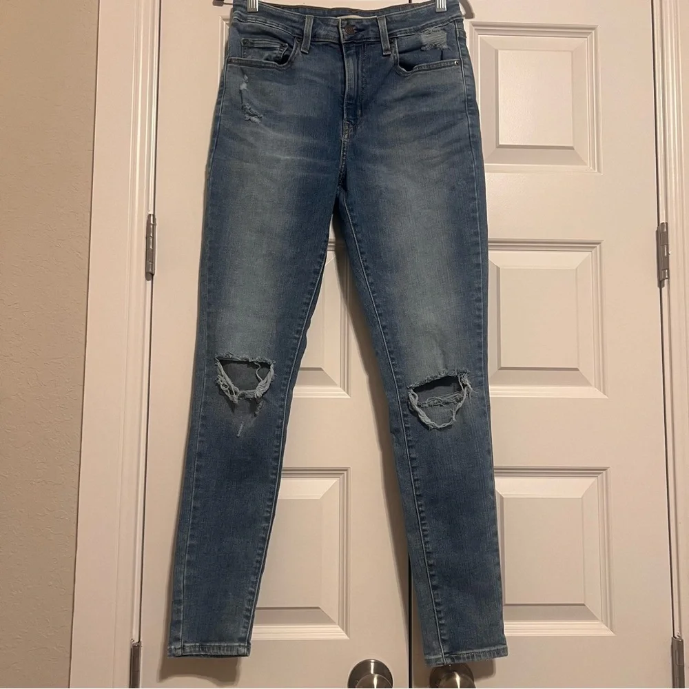 Levi's Light Blue Ripped Skinny Jeans